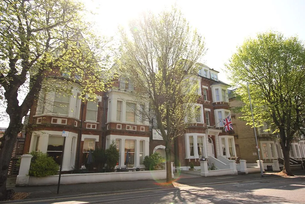The Courtlands Hotel Brighton